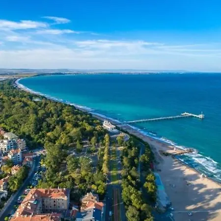 Salt Πανσιόν *