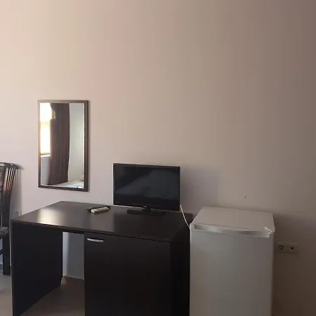 Salt Πανσιόν *