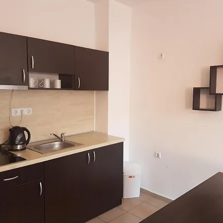 Salt Πανσιόν Πομόριε